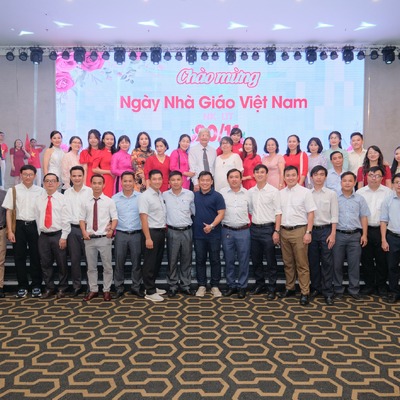 Liên hoan chào mừng Ngày nhà giáo Việt Nam 20-11-2023
59 images